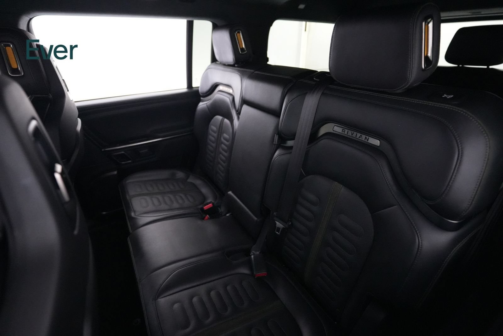 Used 2023 Rivian R1S Adventure AWD/4WD image 24