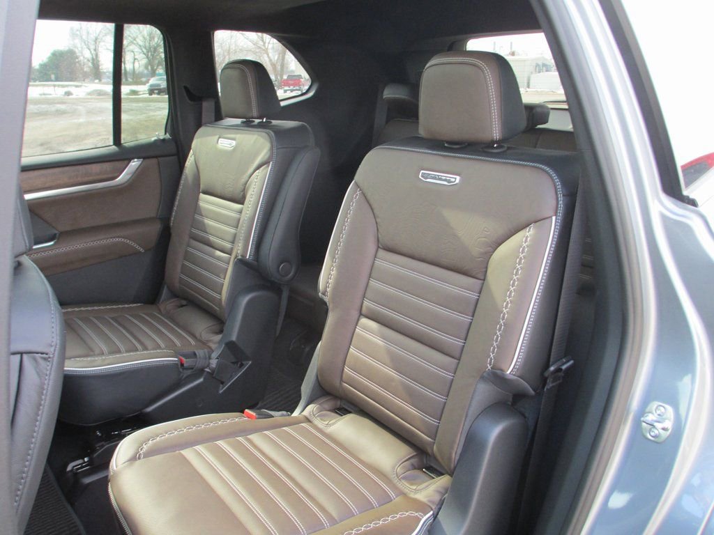 New 2026 GMC Acadia Denali Ultimate image 14