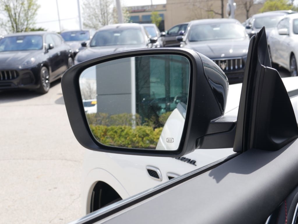 Used 2024 Maserati Levante Modena Ultima image 27