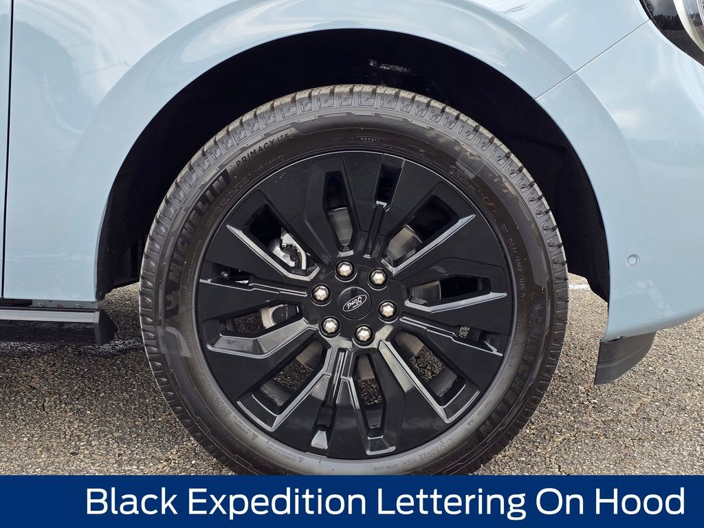 New 2025 Ford Expedition Platinum w/ Stealth Appearance Package image 14