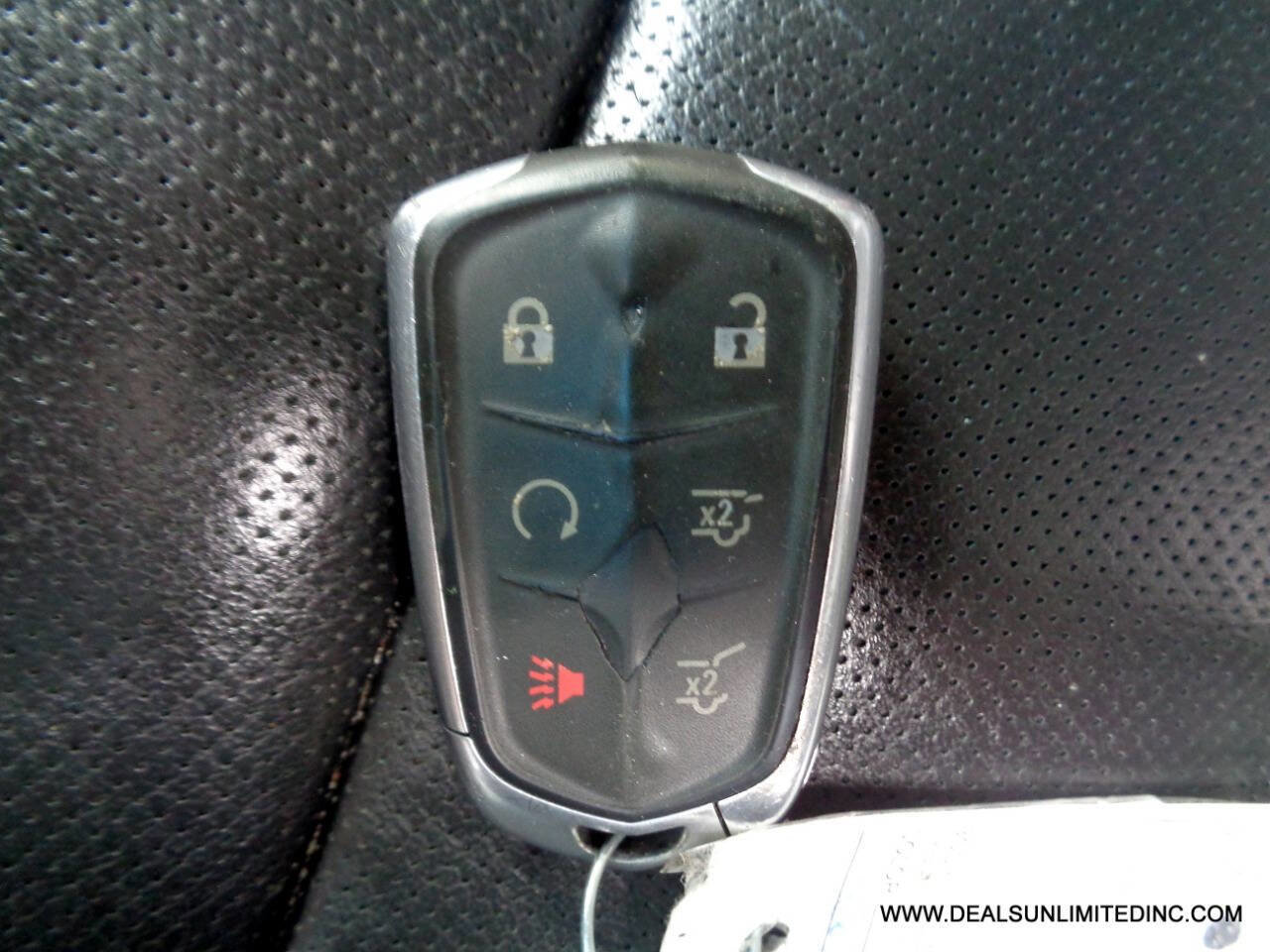 Used 2019 Cadillac Escalade ESV 4WD image 36