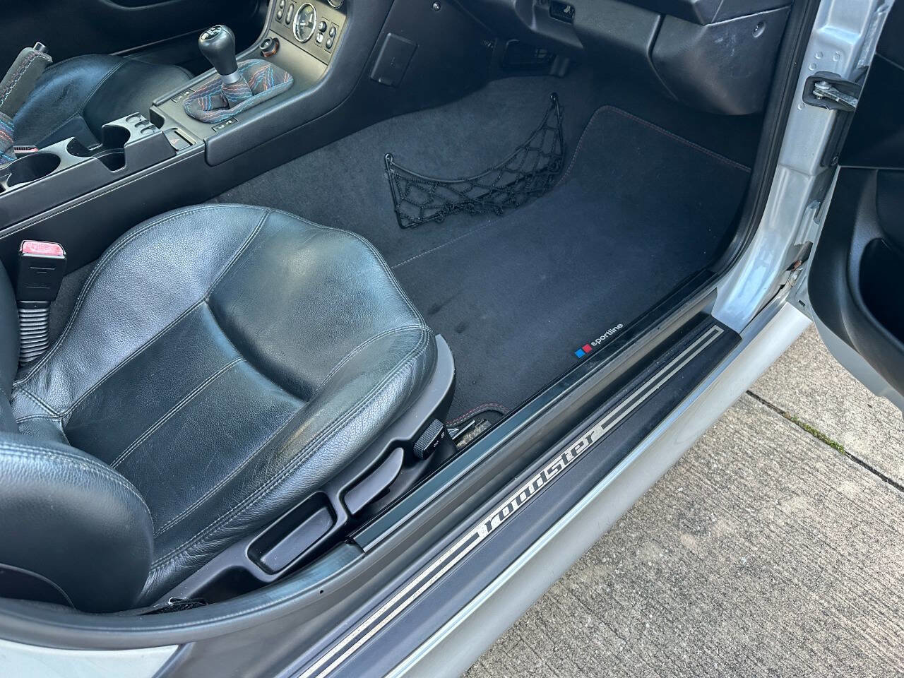 Used 2002 BMW Z3 2.5i image 20