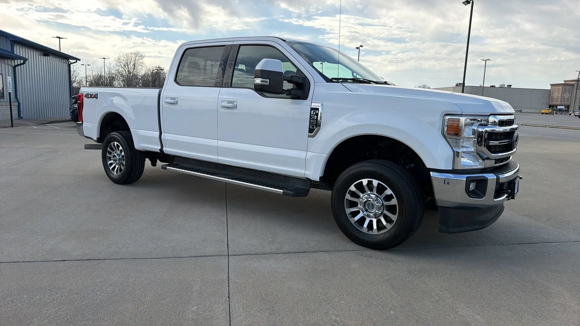 Used 2020 Ford F350 Lariat w/ Lariat Value Package AWD/4WD image 31
