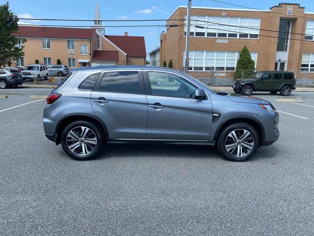 New 2025 Mitsubishi Outlander Sport ES image 4