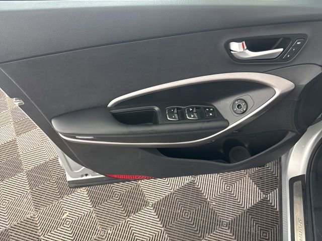 Used 2015 Hyundai Santa Fe Sport 2.0T w/ Option Group 05 image 18