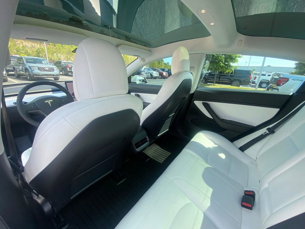 Used 2021 Tesla Model 3 Long Range AWD/4WD image 17