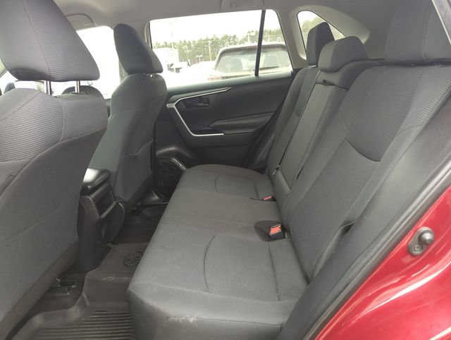 Used 2020 Toyota RAV4 LE w/ All Weather Liner Package image 28
