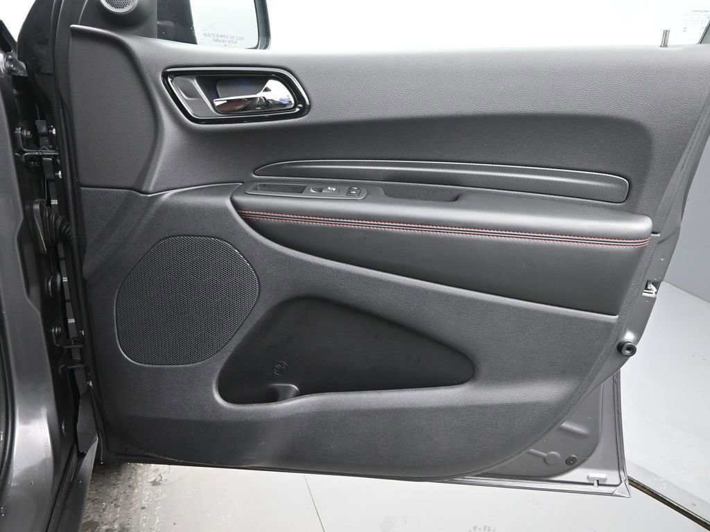Used 2025 Dodge Durango GT image 22