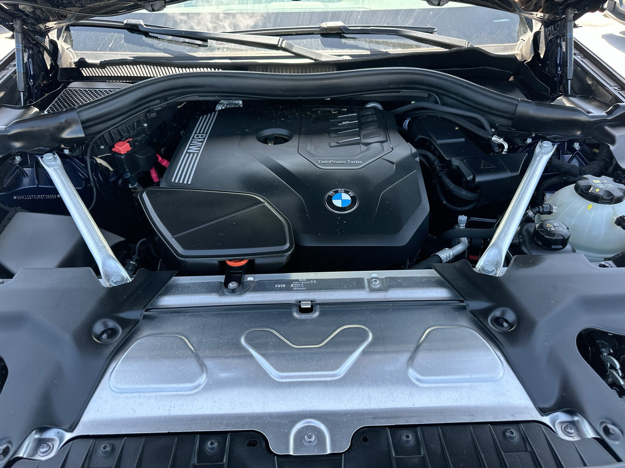 Used 2024 BMW X4 xDrive30i w/ M Sport Package AWD/4WD image 33