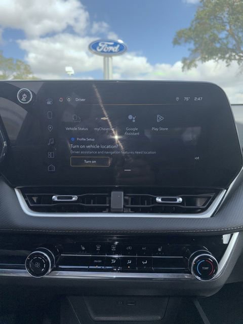 Used 2025 Chevrolet Equinox LT FWD image 7