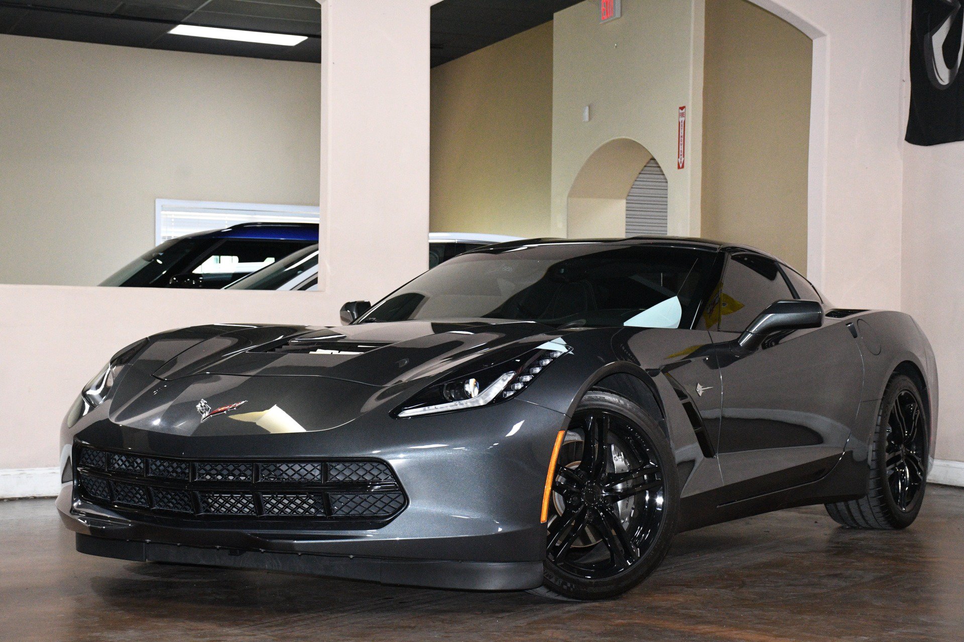Used 2017 Chevrolet Corvette Stingray Coupe w/ 1LT RWD image 4