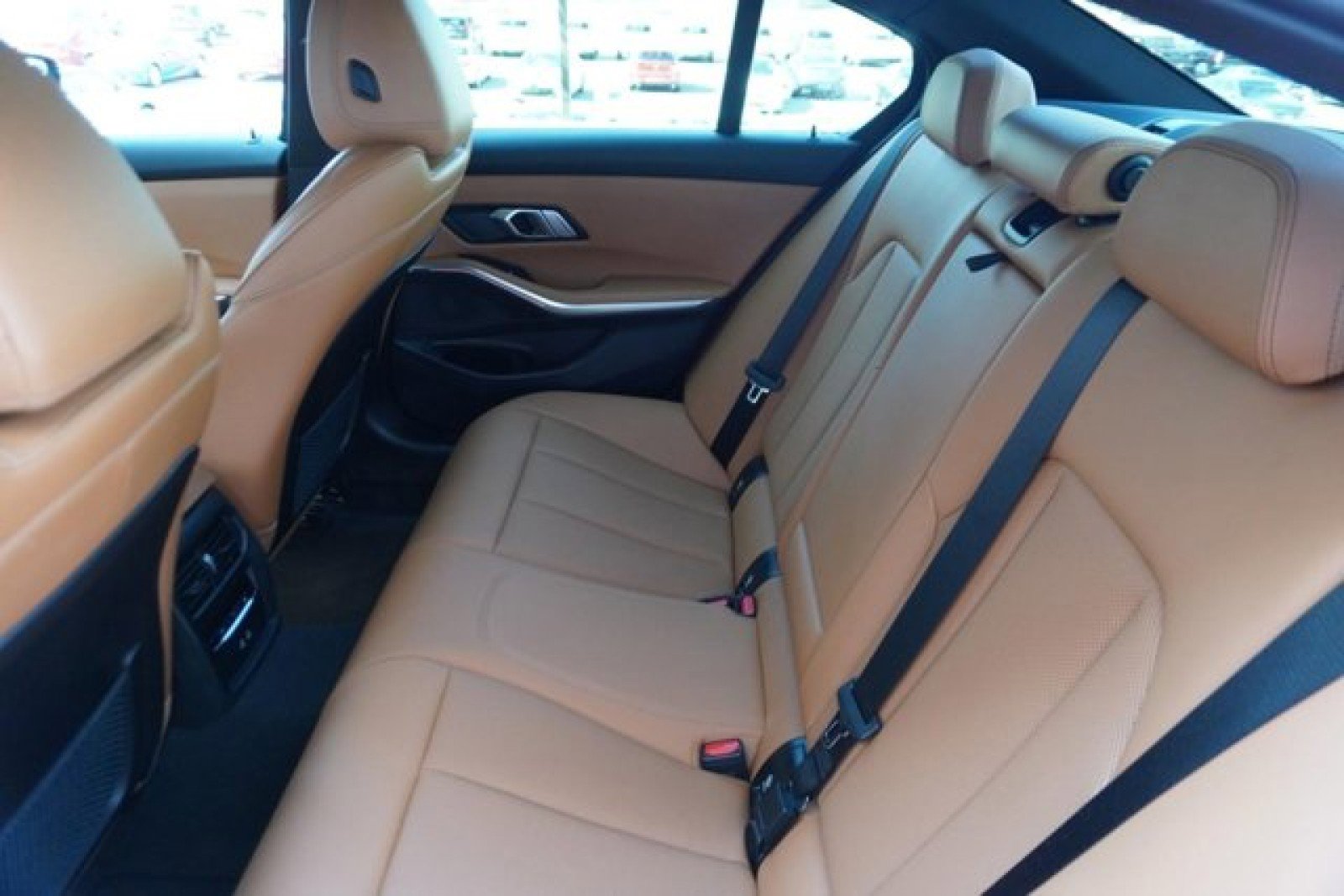 Used 2022 BMW 330i Sedan w/ Premium Package 2 RWD image 17