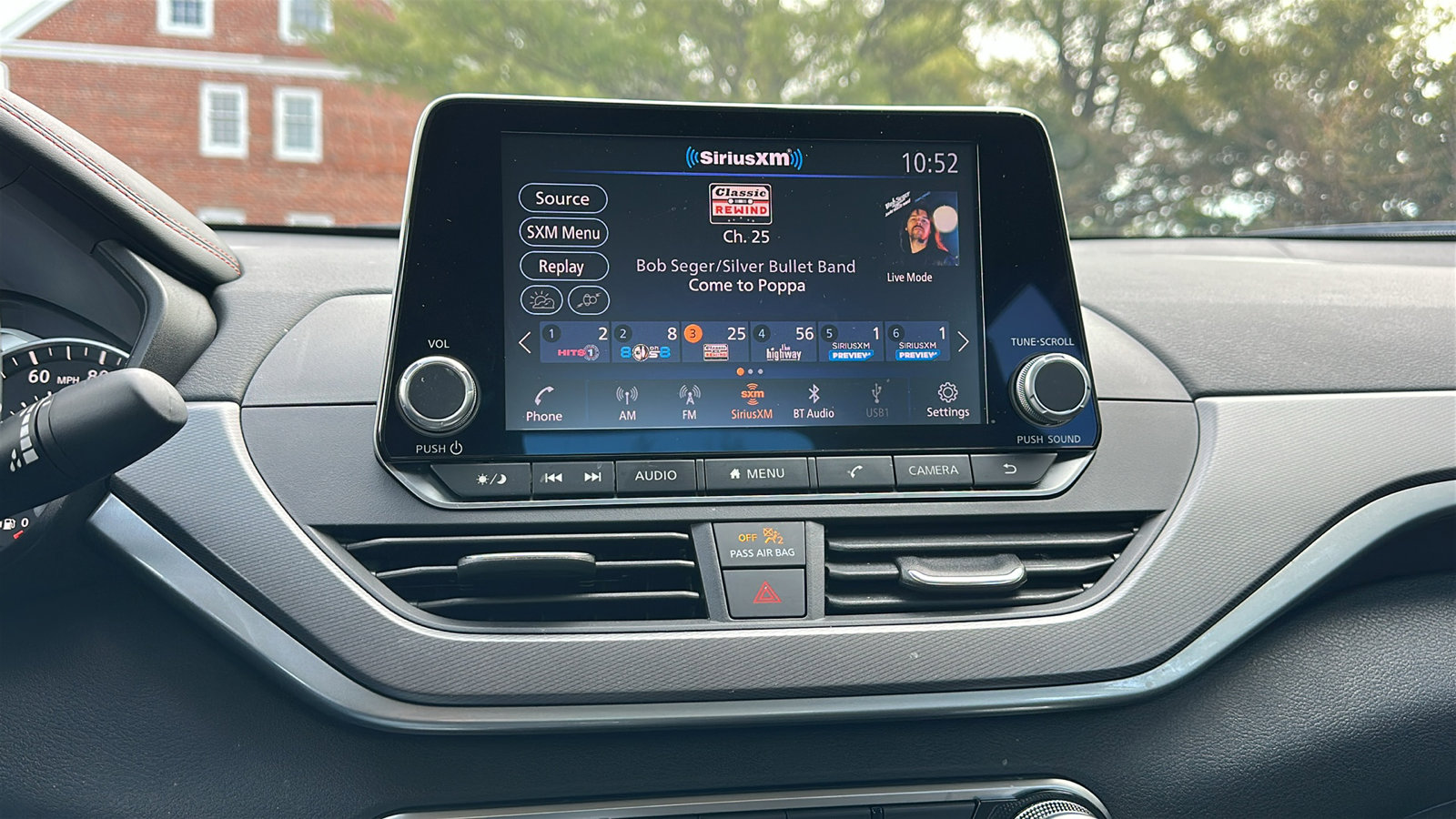 Certified 2023 Nissan Altima 2.5 SR image 18