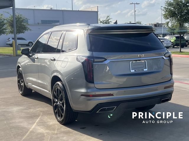 Used 2023 Cadillac XT6 Sport w/ Technology Package AWD/4WD image 12