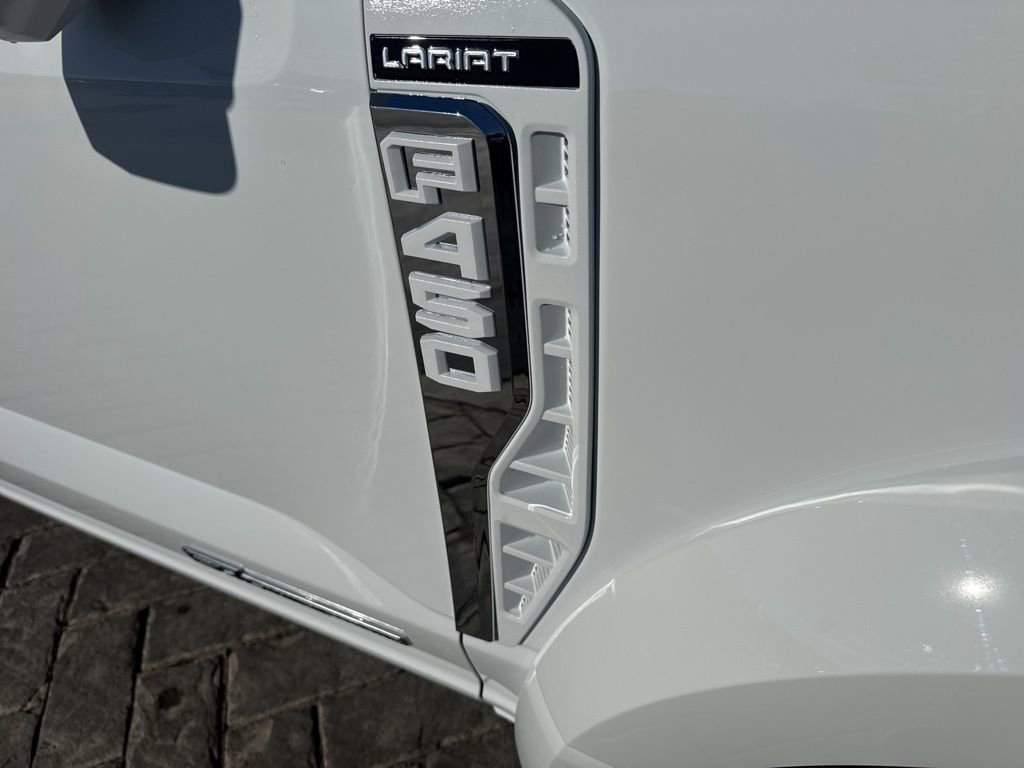 Used 2026 Ford F450 Lariat w/ FX4 Off-Road Package image 6