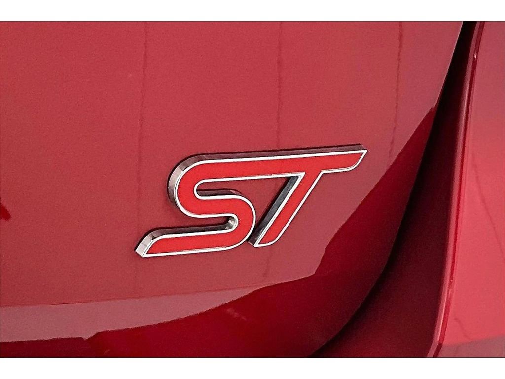 Used 2023 Ford Explorer ST image 10