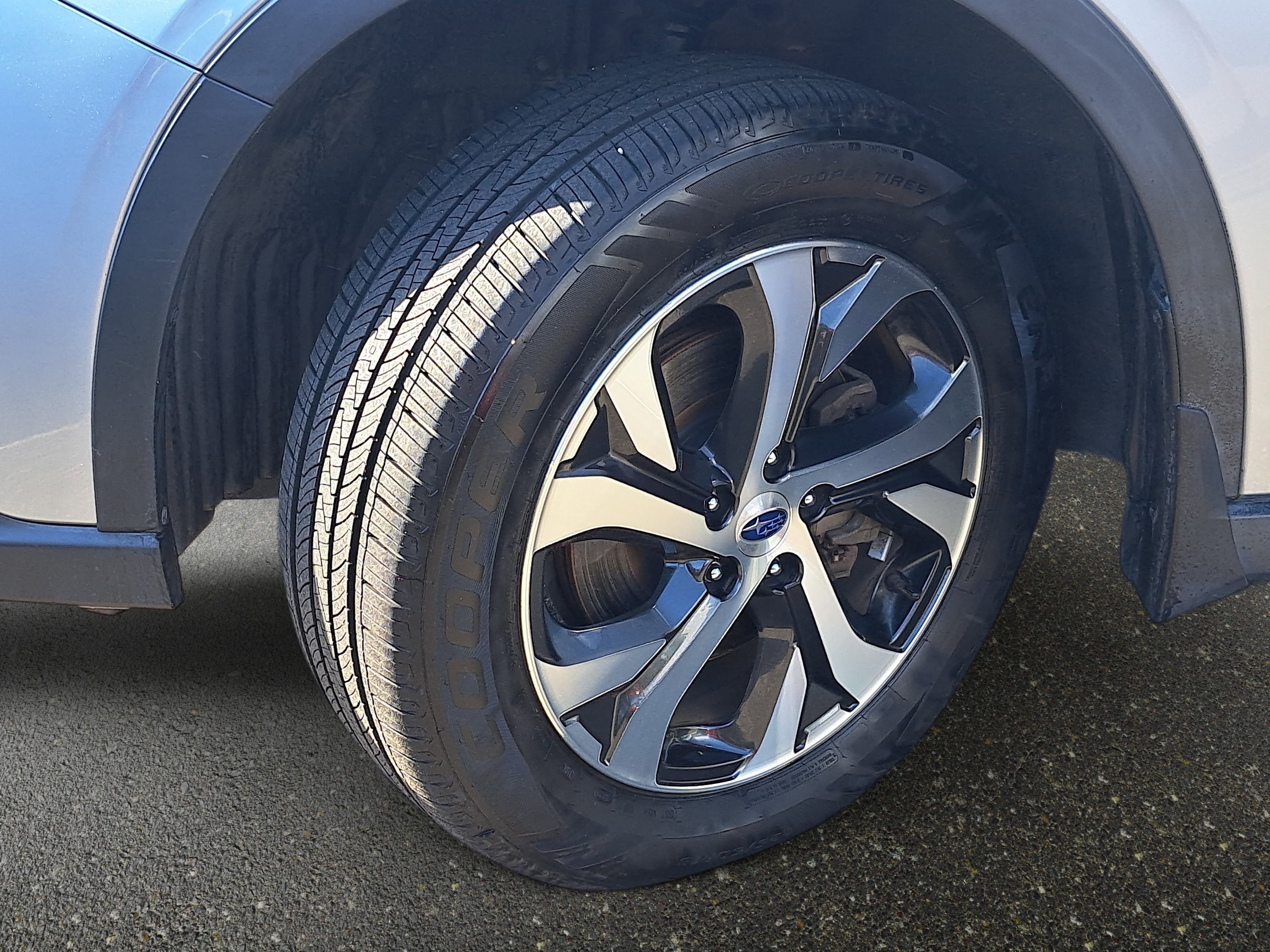 Used 2021 Subaru Outback Limited AWD/4WD image 32