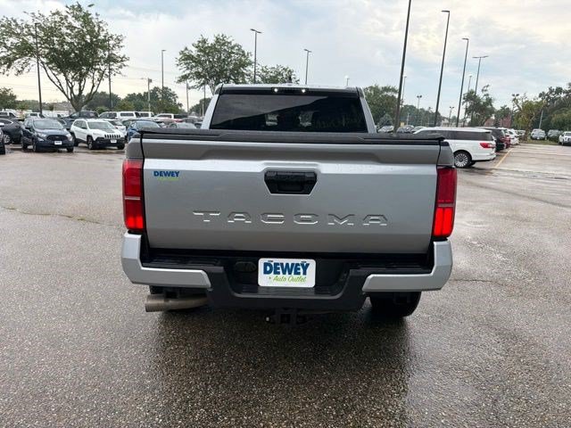 Used 2024 Toyota Tacoma TRD Sport RWD image 4