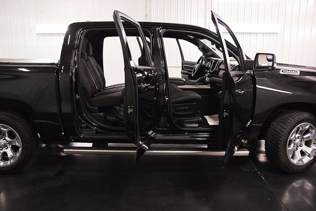 Used 2022 RAM 1500 Big Horn AWD/4WD image 33