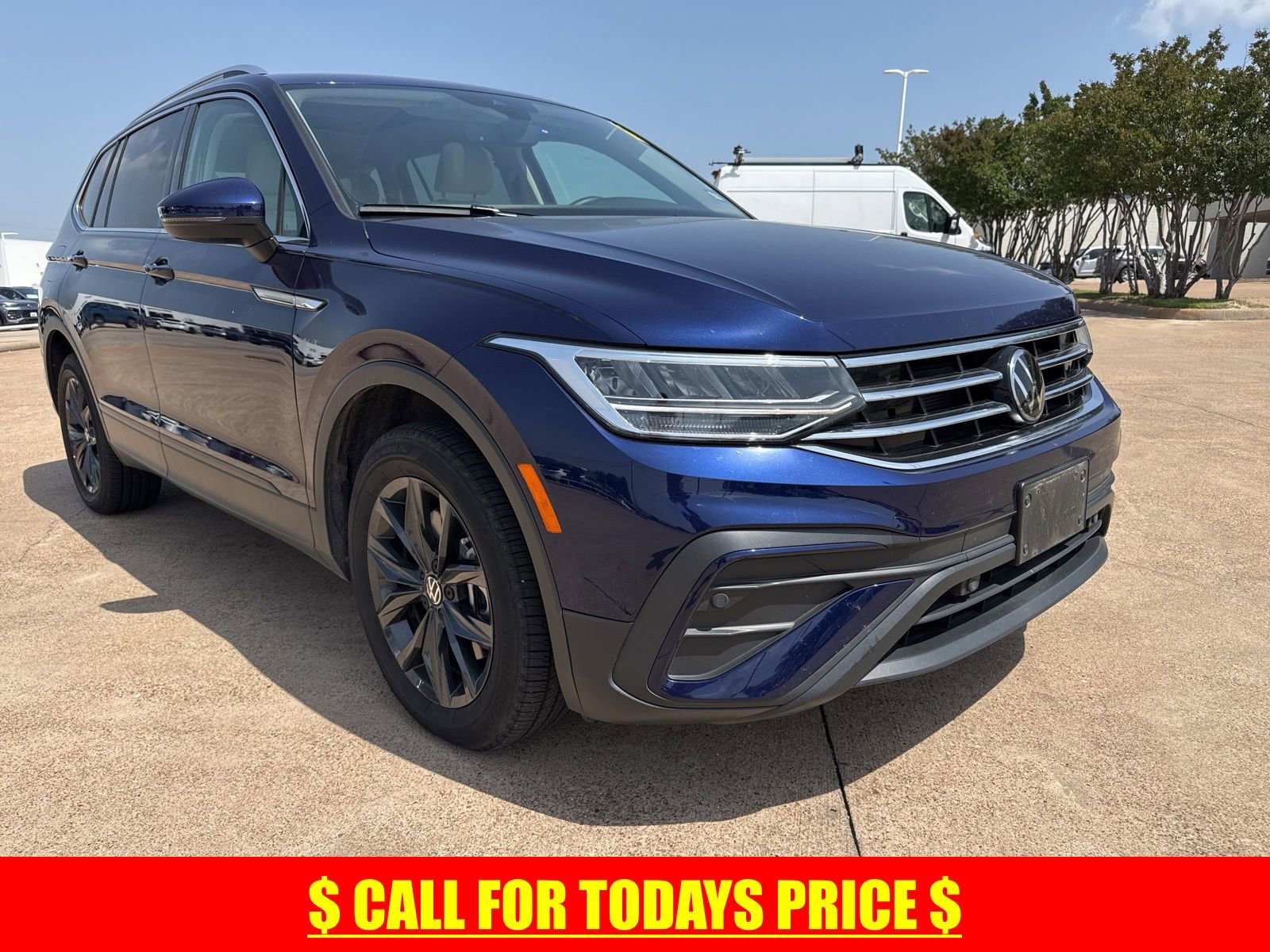 Used 2024 Volkswagen Tiguan SE