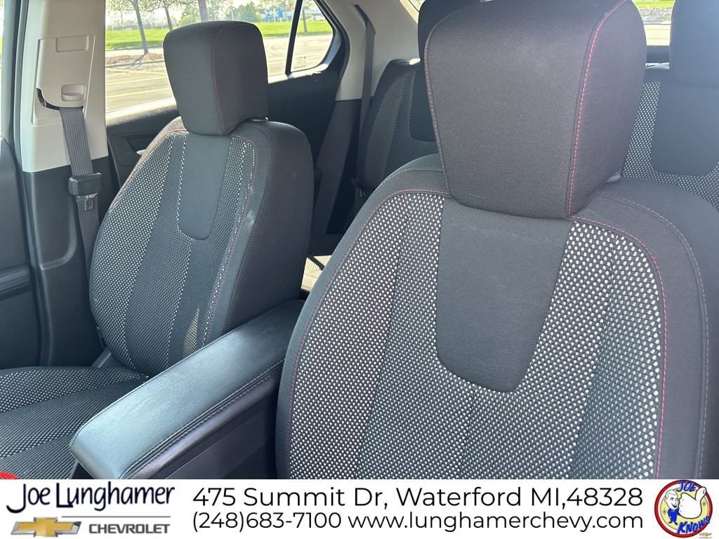 Used 2017 Chevrolet Equinox LT w/ Convenience Package AWD/4WD image 13