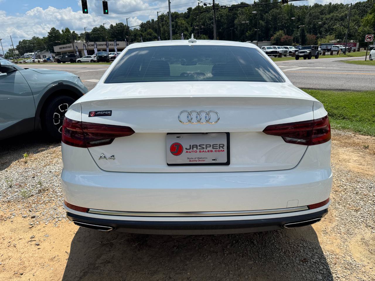 Used 2019 Audi A4 2.0T Premium w/ Convenience Package FWD image 4