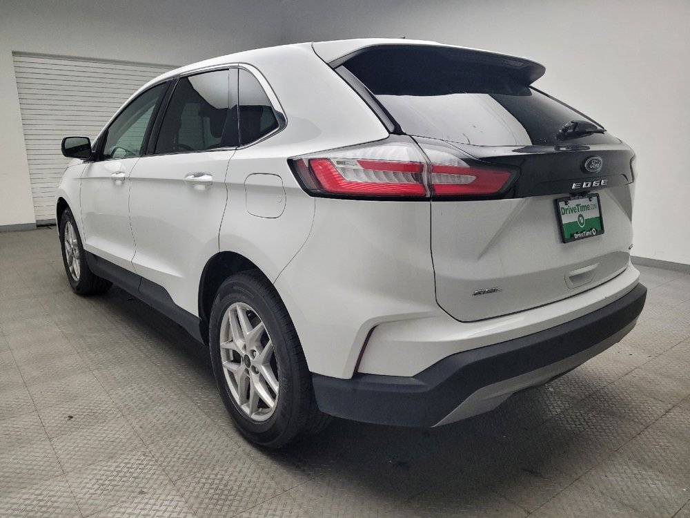 Used 2024 Ford Edge SEL image 5