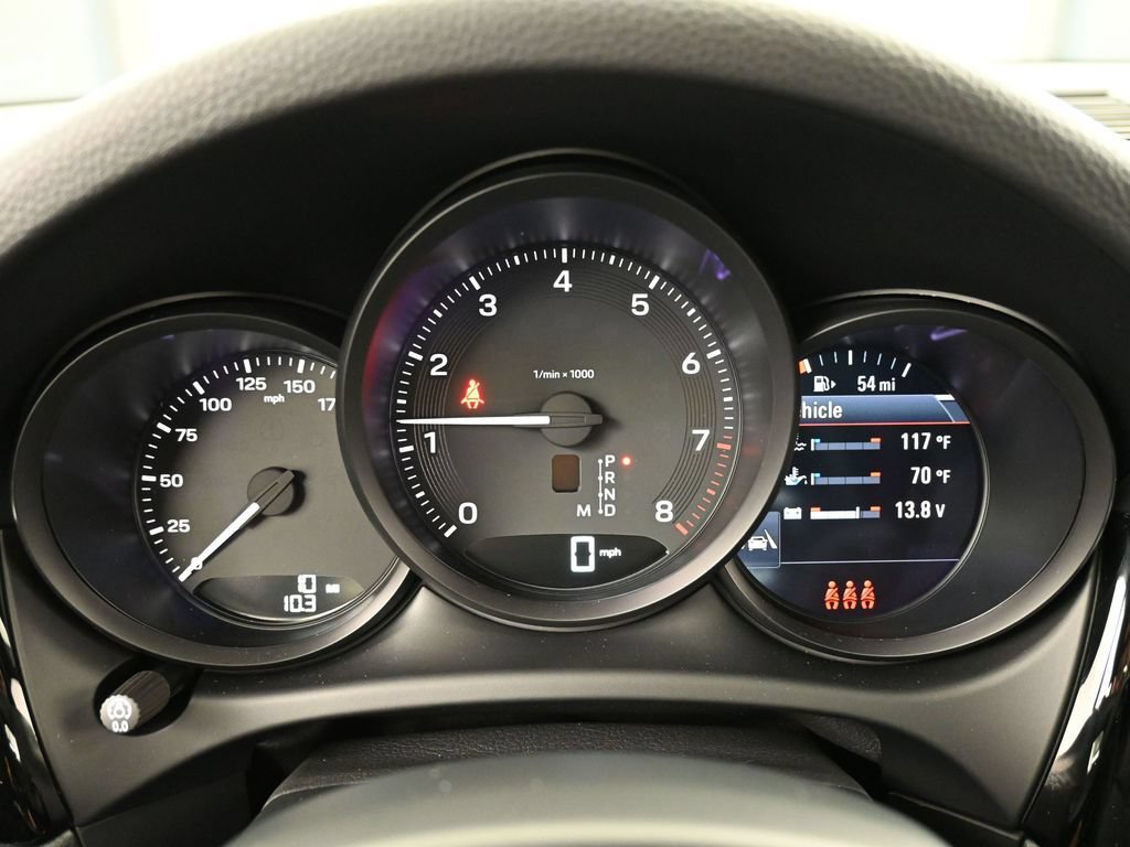 Certified 2026 Porsche Macan AWD/4WD image 19