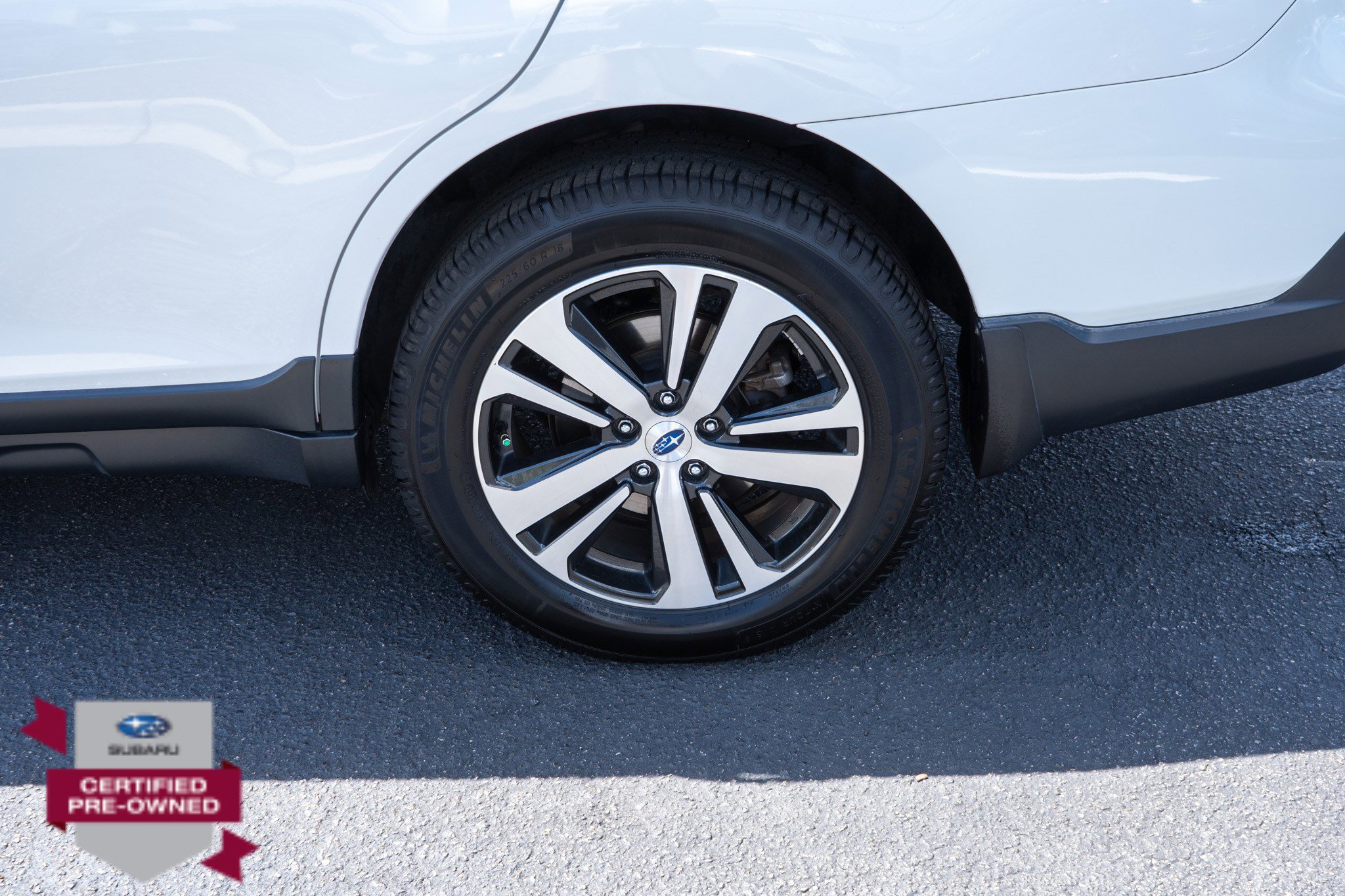 Used 2018 Subaru Outback 2.5i Limited image 9