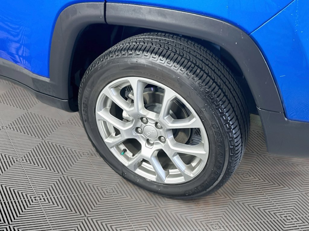 Certified 2023 Jeep Compass 4WD image 39