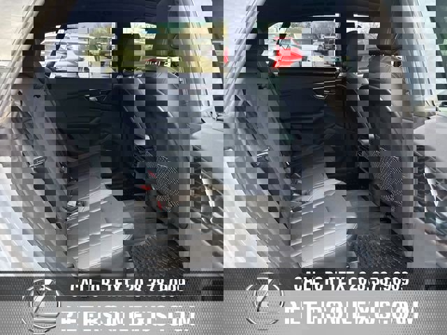 Used 2021 Audi Q8 Prestige w/ Prestige Package image 19