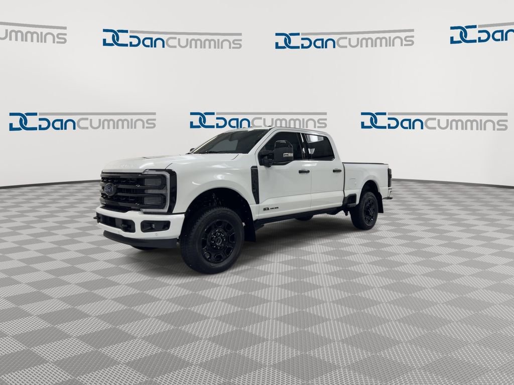 Used 2024 Ford F350 Platinum w/ Snow Plow Prep Package AWD/4WD image 4