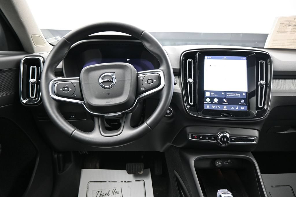 Used 2023 Volvo XC40 B5 Plus w/ Climate Package AWD/4WD image 14