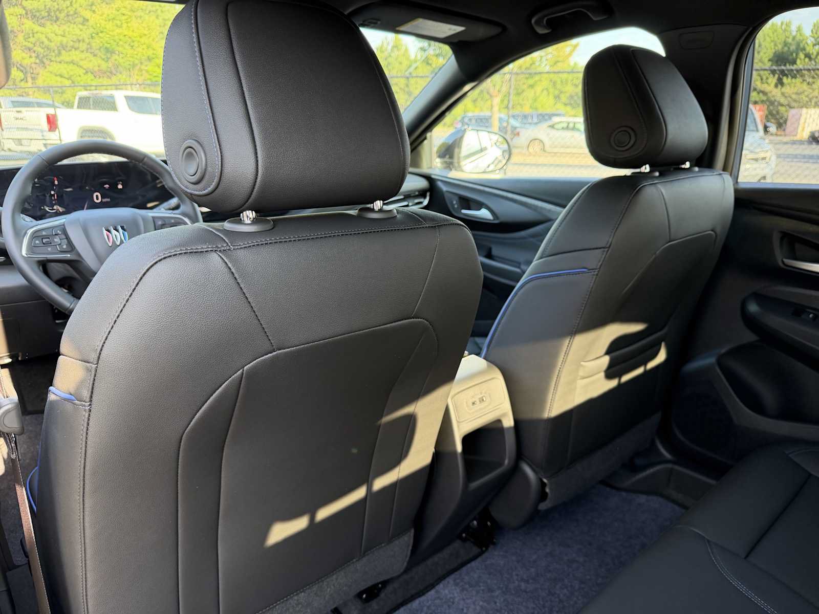New 2026 Buick Envista Sport Touring w/ Convenience I Package FWD image 25