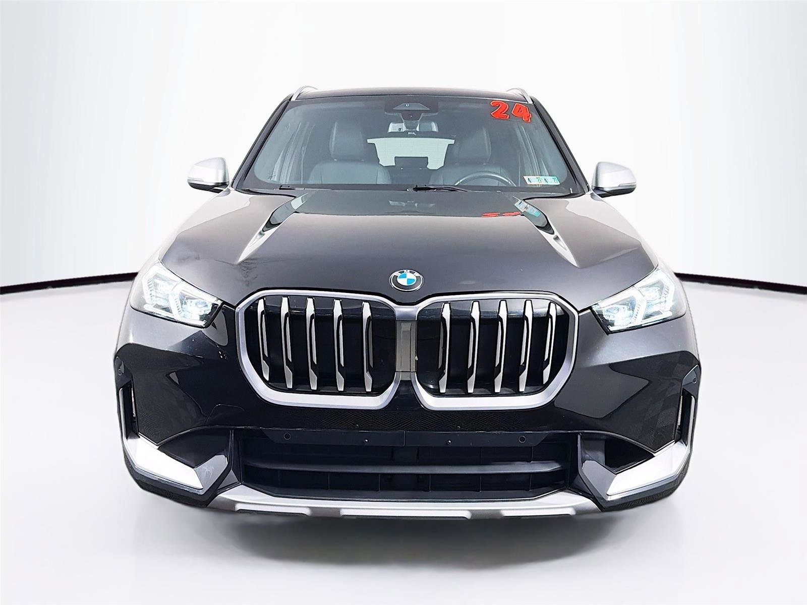 Used 2024 BMW X1 xDrive28i image 2