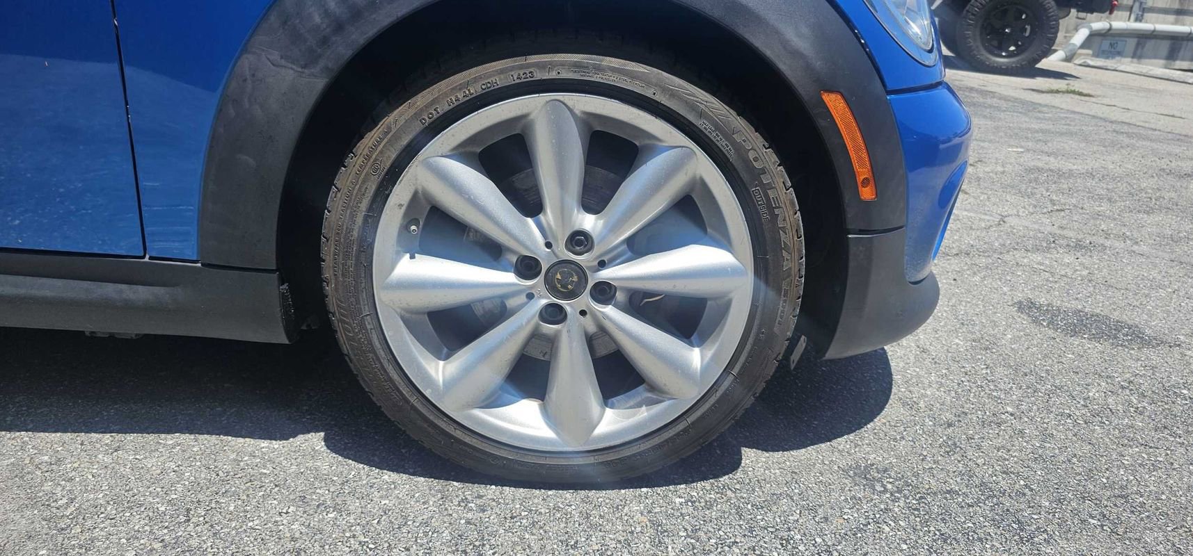 Used 2012 MINI Cooper Convertible image 17