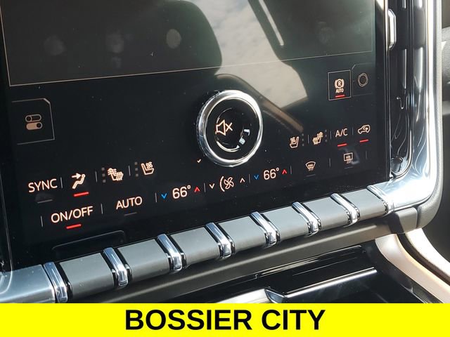 New 2026 GMC Yukon Denali w/ Sun & Power Step Package AWD/4WD image 32