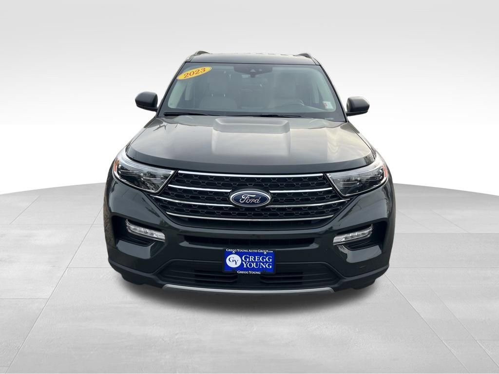 Used 2023 Ford Explorer XLT w/ Equipment Group 202A image 10