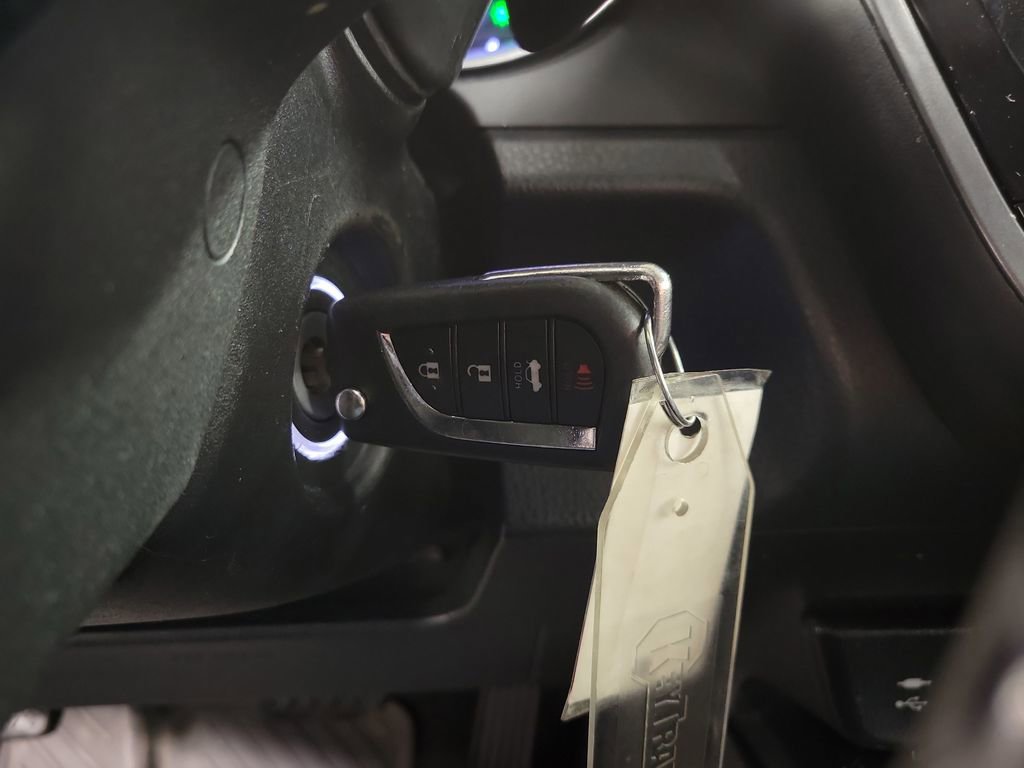 Used 2019 Toyota Camry SE image 15