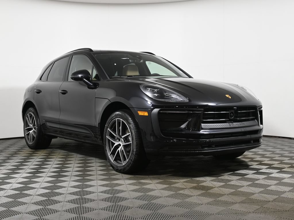 New 2026 Porsche Macan AWD/4WD image 9