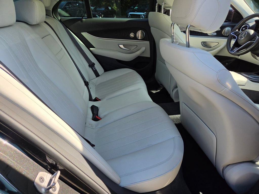 Used 2023 Mercedes-Benz E 450 4MATIC Sedan image 16