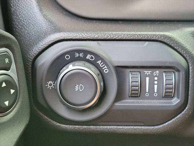 Certified 2022 Jeep Wrangler Unlimited Sport AWD/4WD image 11