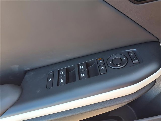 New 2025 Kia K4 GT-Line image 18