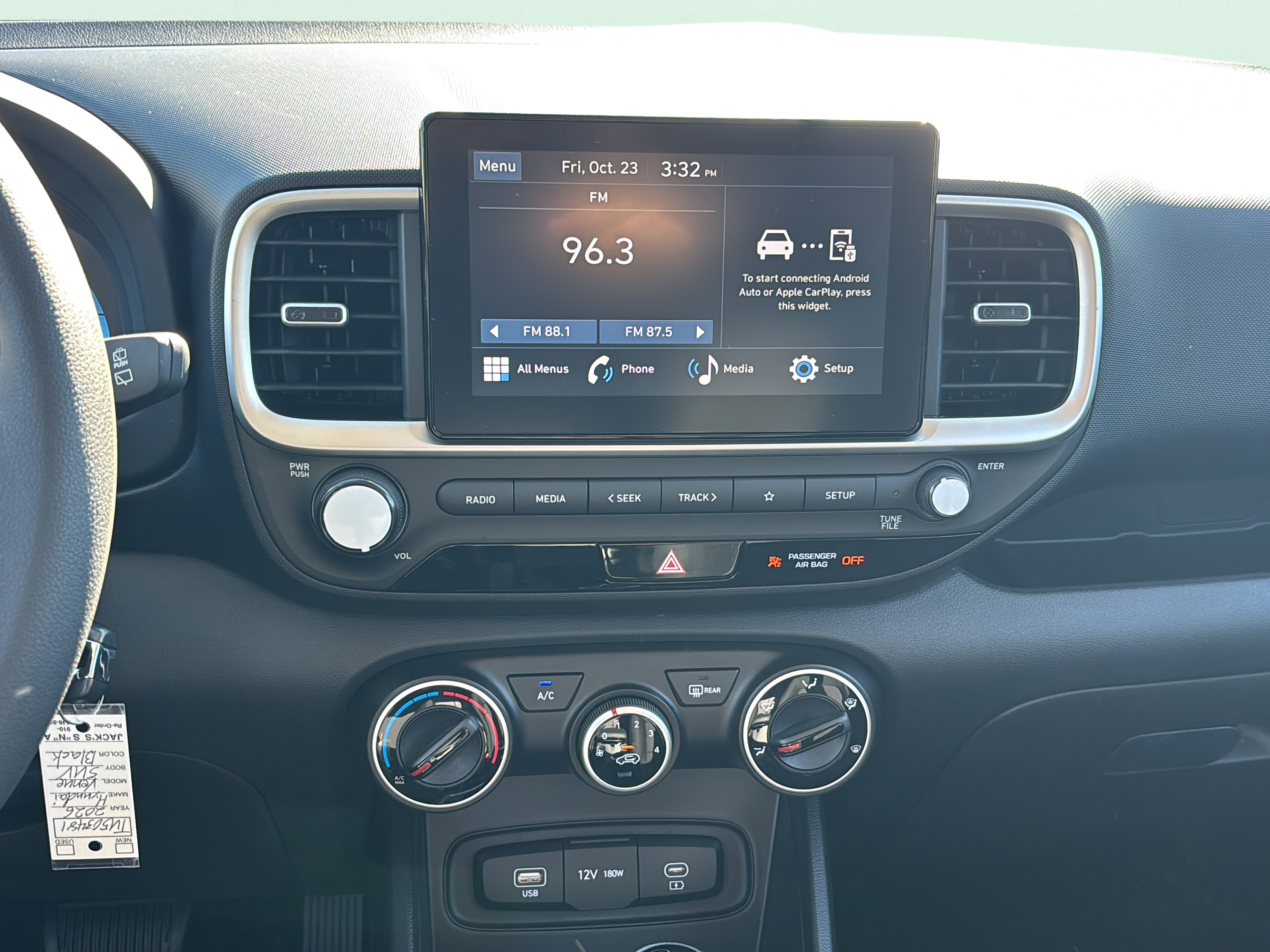New 2026 Hyundai Venue SE FWD image 11