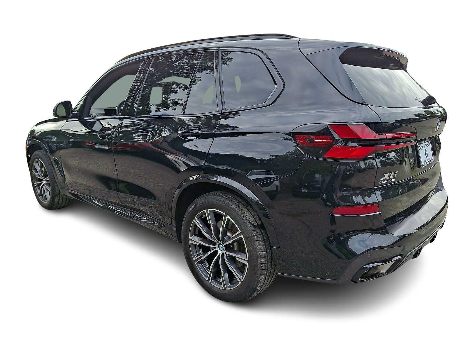 Used 2025 BMW X5 xDrive40i w/ M Sport Package AWD/4WD image 4