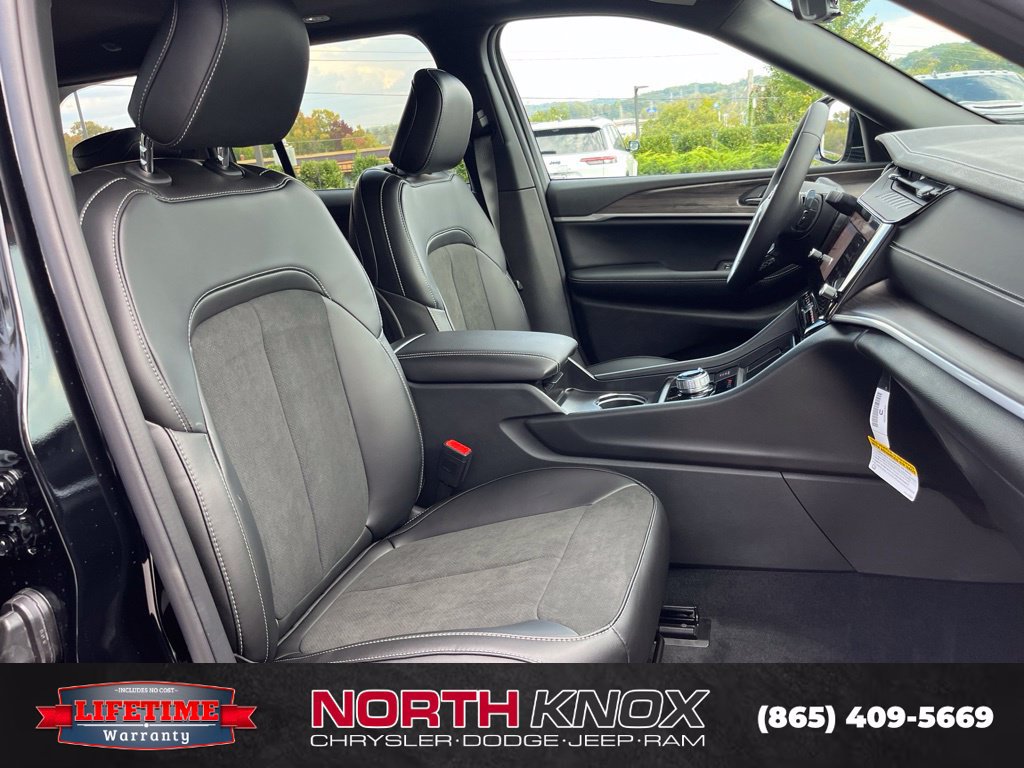 New 2027 Jeep Grand Cherokee 4WD image 29