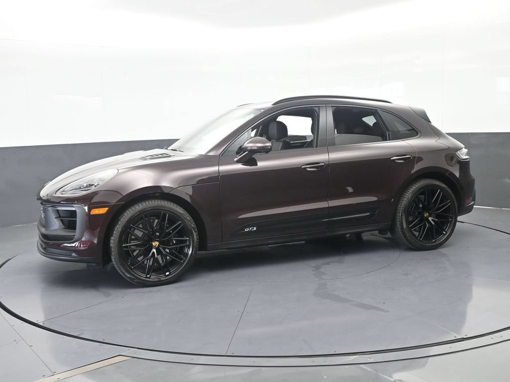 Used 2025 Porsche Macan GTS AWD/4WD image 2