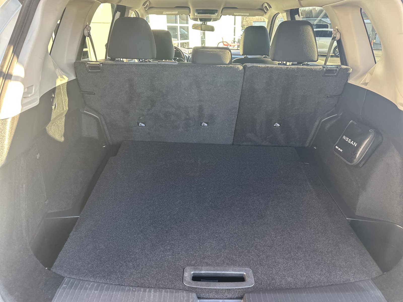 Used 2022 Nissan Rogue SV AWD/4WD image 24