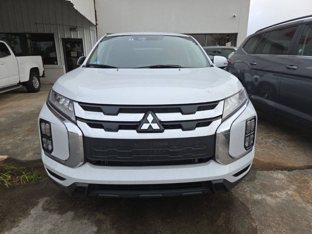 Used 2025 Mitsubishi Outlander Sport SE image 8