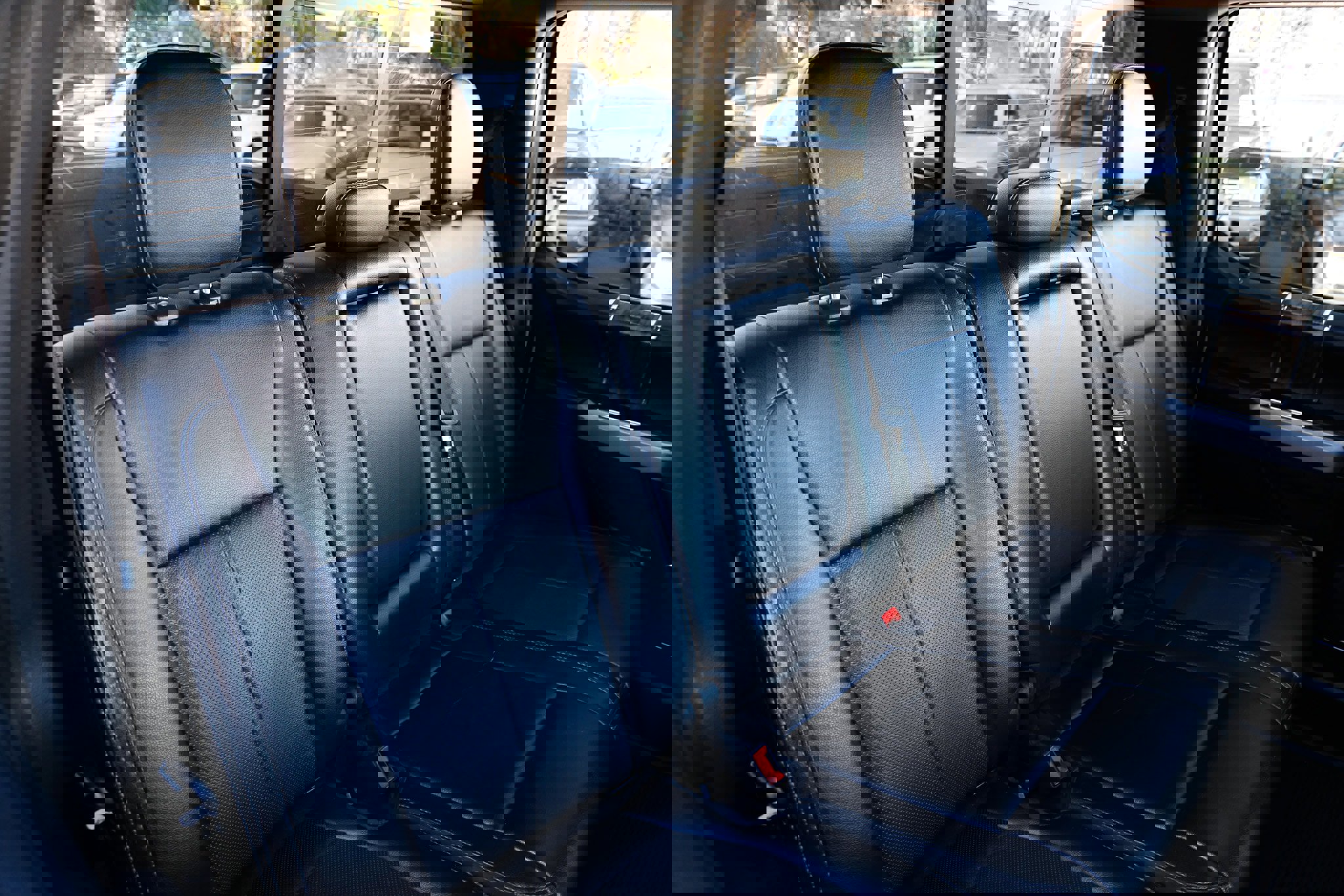 Used 2020 Ford F150 Lariat image 18